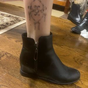 passagi wedge bootie